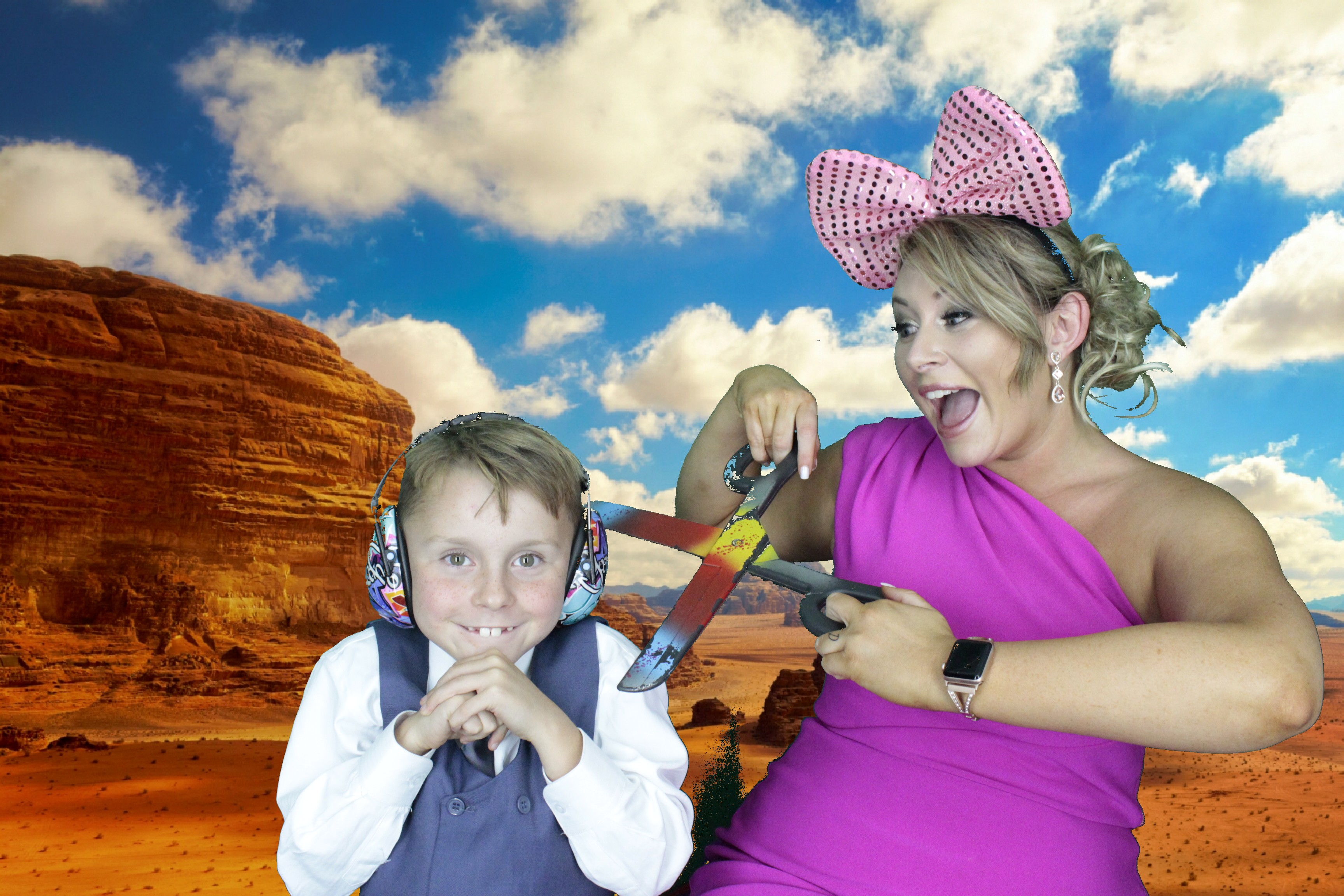 Katie and Jons Wedding | View more photos from the event at gallery.myphotoboothexperience.co.uk/u/MyPhotoBoothExperienceLtd/Katie-and-Jons-Wedding